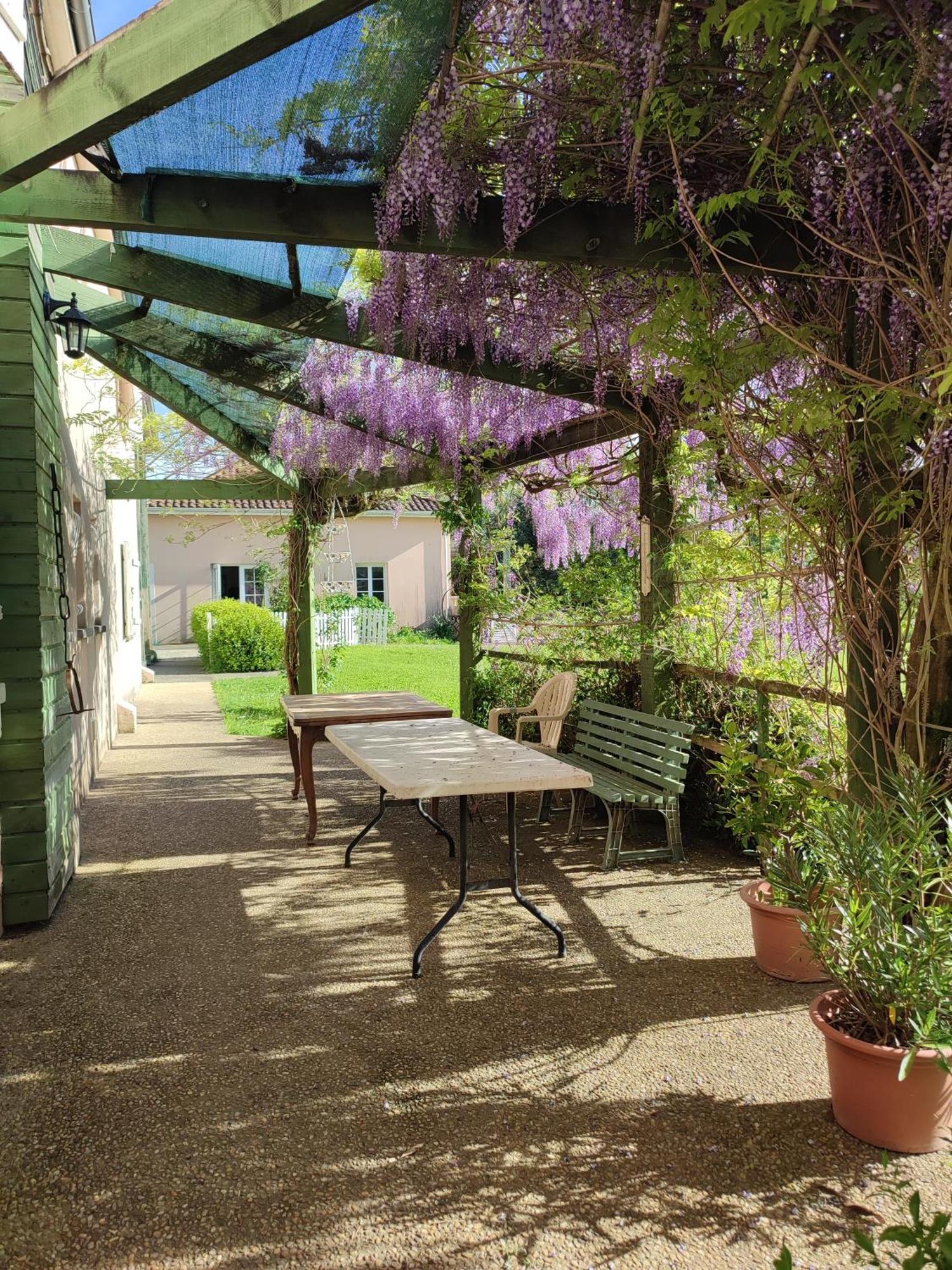 De Couleurs Et D'Eau Fraiche Bed & Breakfast Navarrenx Exterior foto
