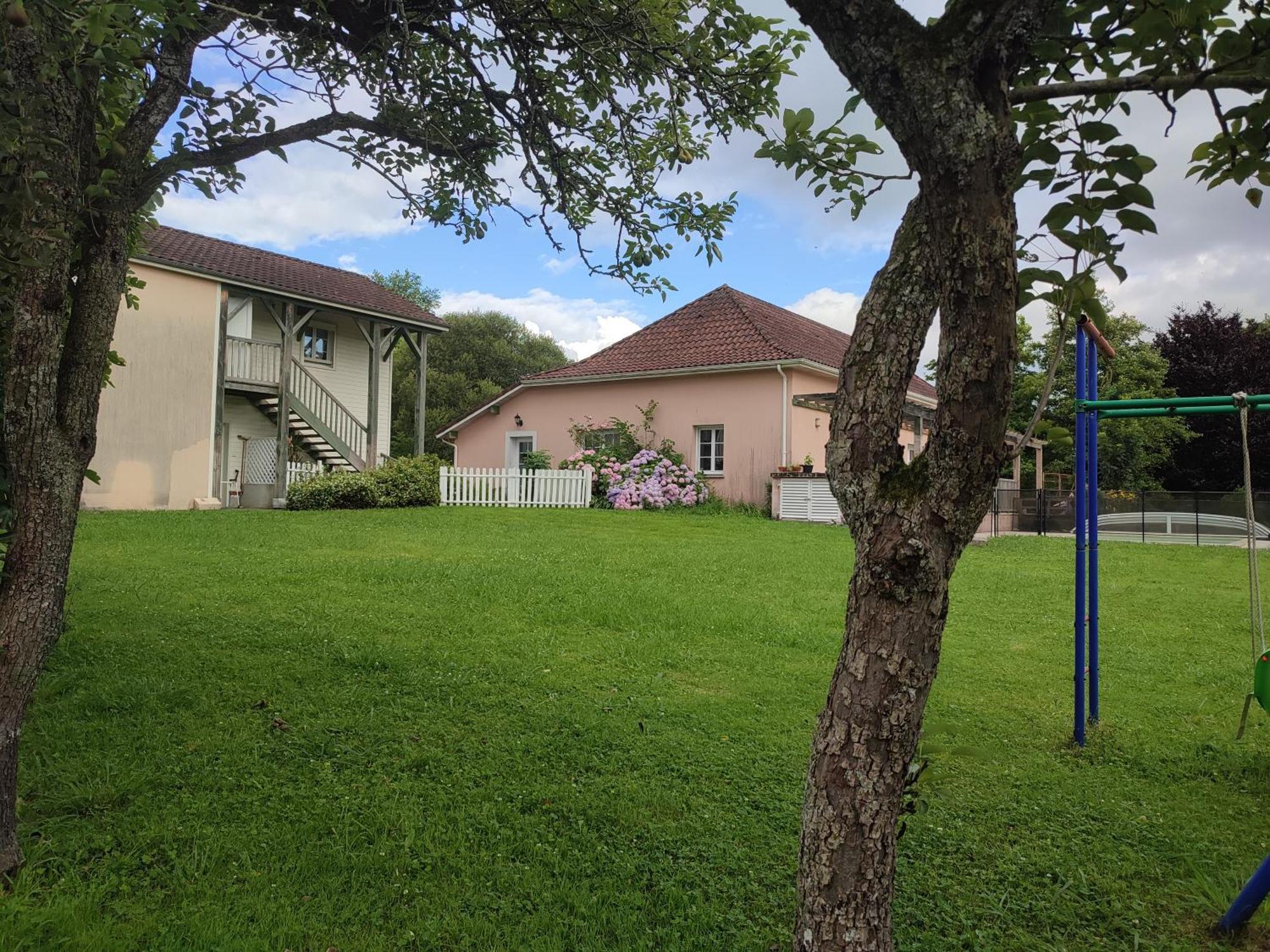 De Couleurs Et D'Eau Fraiche Bed & Breakfast Navarrenx Exterior foto
